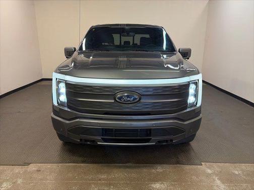2022 Ford F-150 Lightning LARIAT