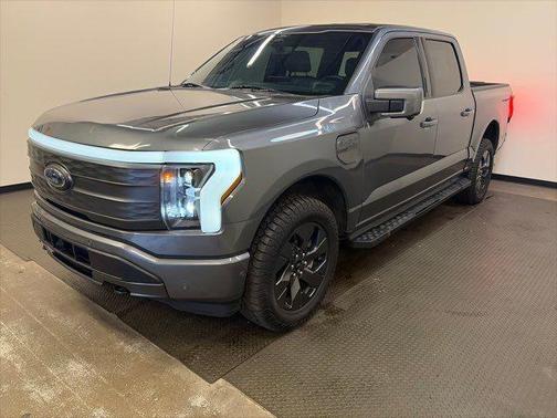 2022 Ford F-150 Lightning LARIAT