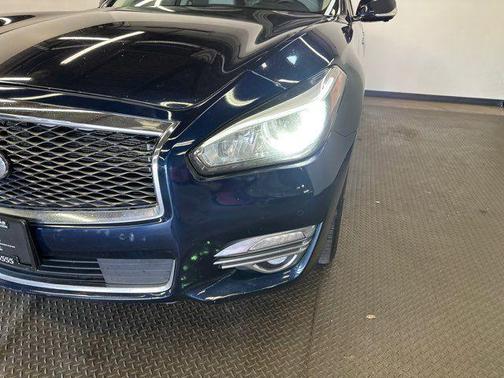 2015 INFINITI Q70L 3.7X