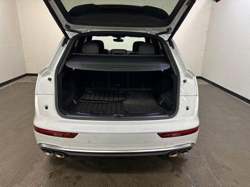 2022 Audi SQ5 3.0T Premium Plus