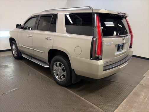 2015 Cadillac Escalade Luxury