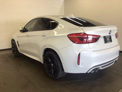 White 2018 BMW X6 M Base