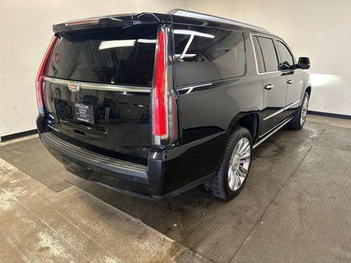 2016 Cadillac Escalade ESV Platinum