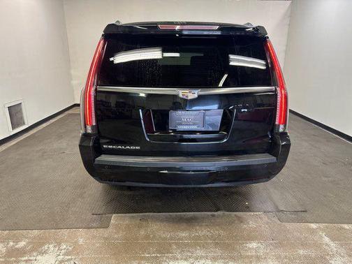 2016 Cadillac Escalade ESV Platinum