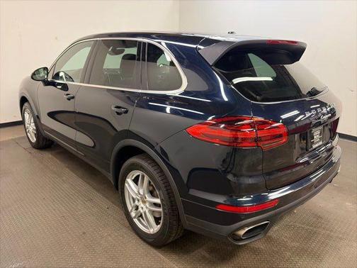 2016 Porsche Cayenne Cayenne