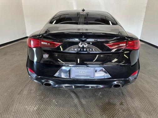 2017 INFINITI Q60 2.0t Premium