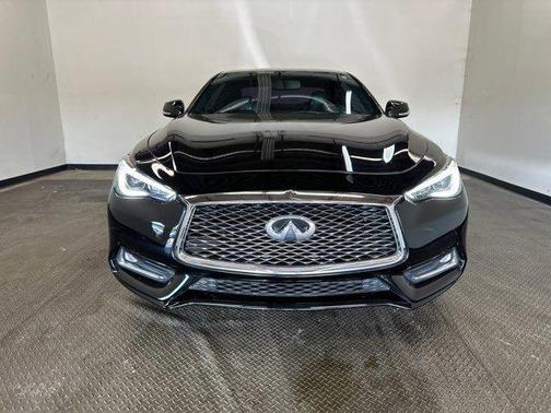 2017 INFINITI Q60 2.0t Premium