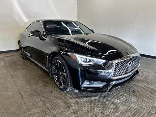 2017 INFINITI Q60 2.0t Premium