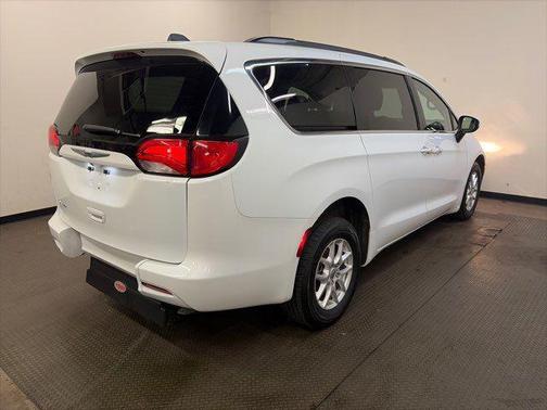 2021 Chrysler Voyager LXI