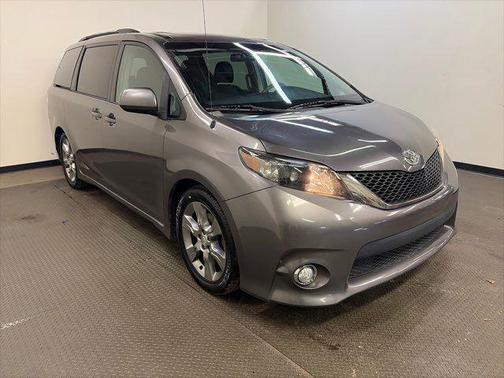2011 Toyota Sienna SE