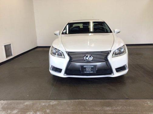 White 2016 Lexus LS 460 Base