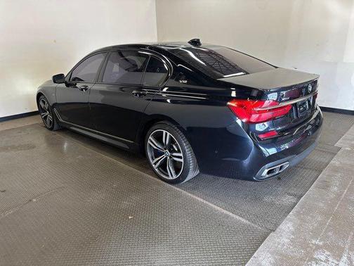 2018 BMW M760 xDrive