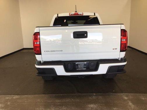 Summit White 2021 Chevrolet Colorado LT