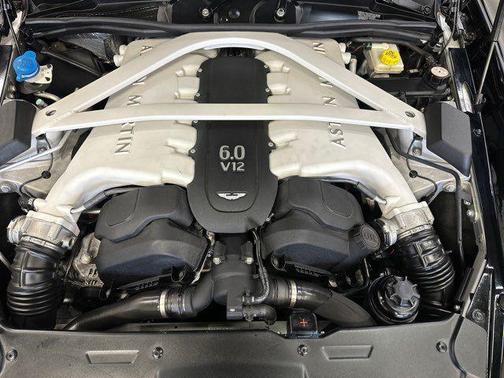 2014 Aston Martin Vanquish Volante
