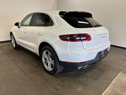 2016 Porsche Macan S