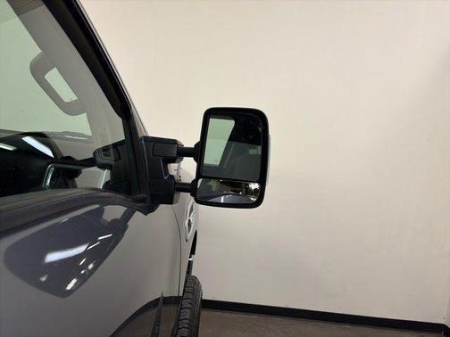 2019 Nissan Titan XD SV