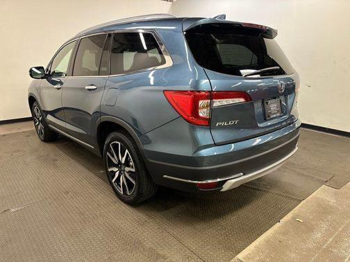 2020 Honda Pilot Touring 8-Passenger