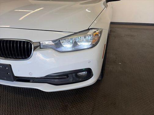 2017 BMW 320 i