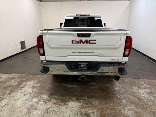 2022 GMC Sierra 2500 SLE