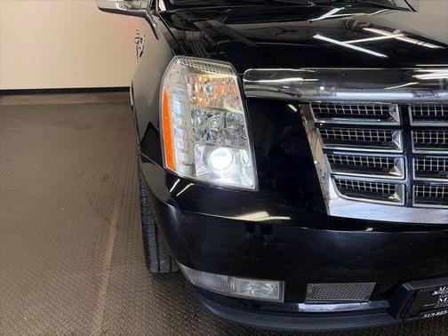 2011 Cadillac Escalade Hybrid Base