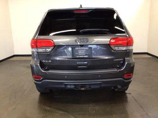 Granite Crystal Metallic Clearcoat 2019 Jeep Grand Cherokee Laredo