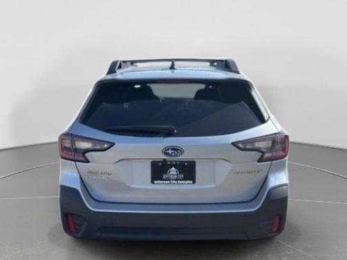 Ice Silver Metallic 2022 Subaru Outback Premium