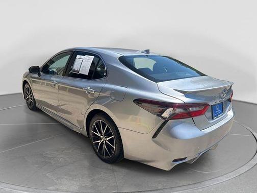 Celestial Silver Metallic 2021 Toyota Camry SE