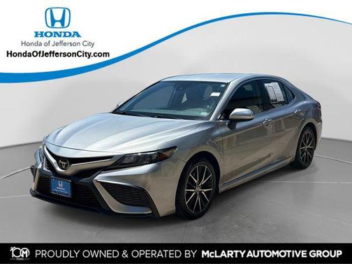Celestial Silver Metallic 2021 Toyota Camry SE