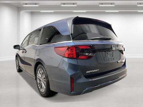 Smoke Blue Pearl 2026 Honda Odyssey Touring