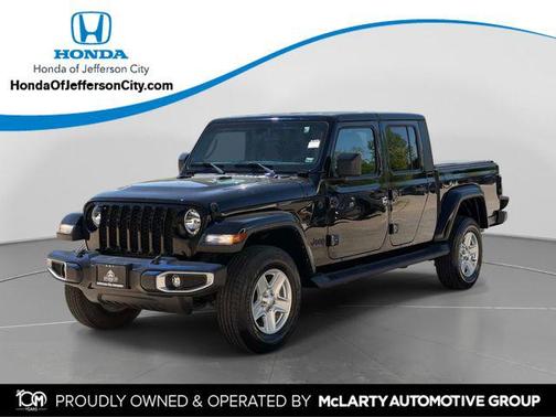 Black Clearcoat 2022 Jeep Gladiator Sport S