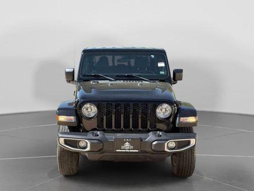 Black Clearcoat 2022 Jeep Gladiator Sport S