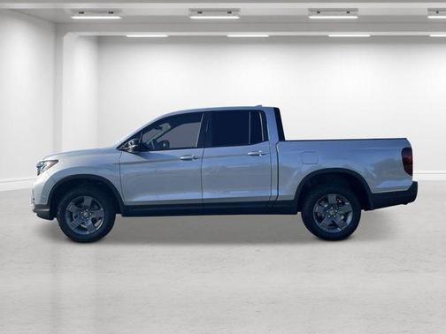 Solar Silver Metallic 2026 Honda Ridgeline TrailSport