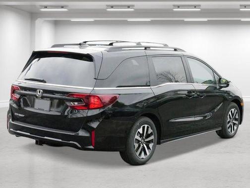 Crystal Black Pearl 2026 Honda Odyssey EX-L
