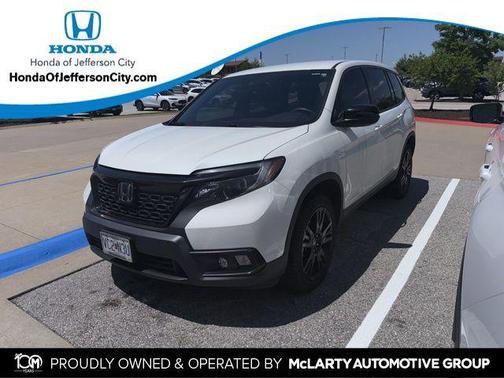 Diamond White Pearl 2019 Honda Passport Sport