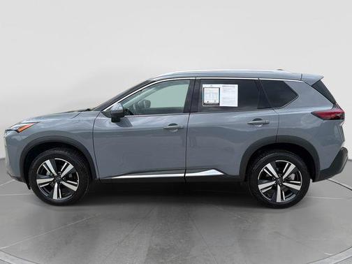 Boulder Gray Pearl 2023 Nissan Rogue SL