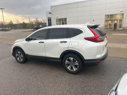 White Diamond Pearl 2017 Honda CR-V LX