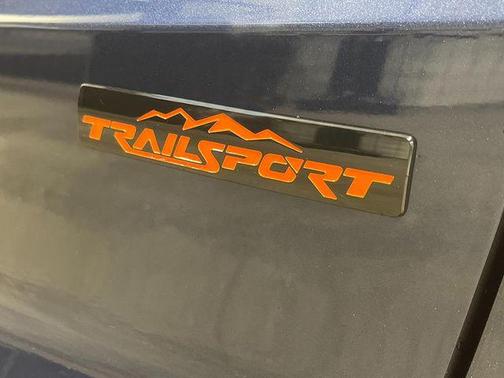 B-640m/Canyon_Rive 2026 Honda CR-V Hybrid TrailSport AWD