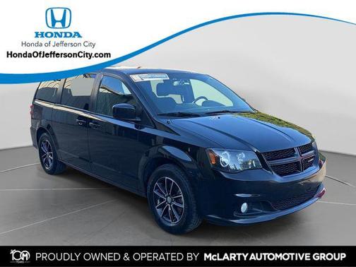 Black Onyx Crystal Pearlcoat 2018 Dodge Grand Caravan SE
