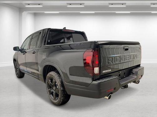 Crystal Black Pearl 2026 Honda Ridgeline Black