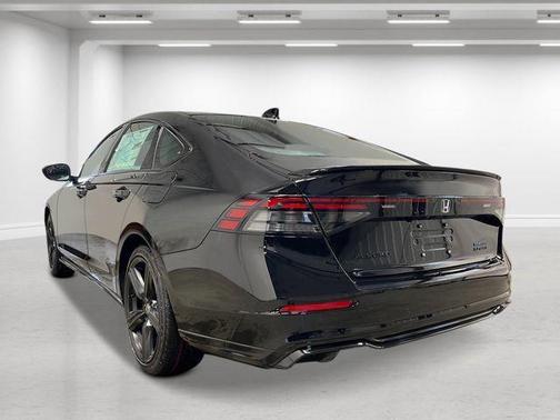 Nh-731p/Crystal Bl 2026 Honda Accord Hybrid Sport-L