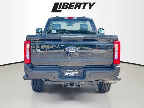 Black Metallic 2025 Ford F-250 XLT