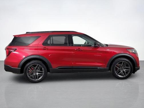 Rapid Red Metallic Tinted Clearcoat 2025 Ford Explorer ST-Line
