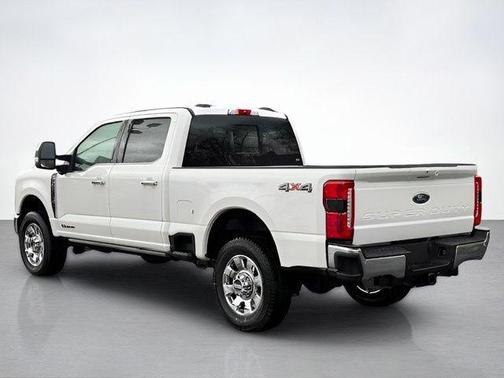 White 2026 Ford F-350 Lariat Super Duty