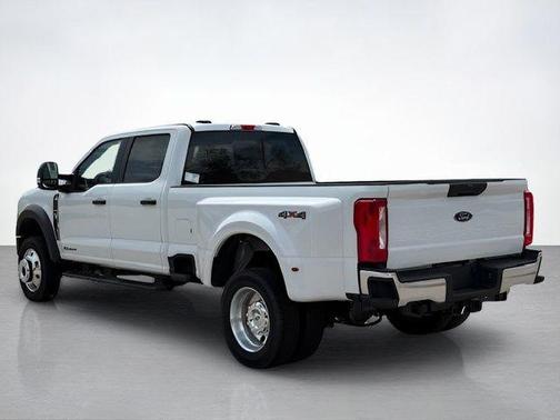 Oxford White 2026 Ford F-450 XL