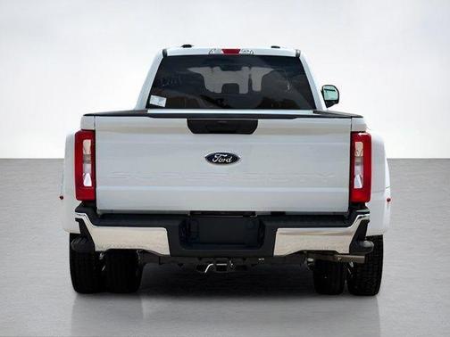 Oxford White 2026 Ford F-450 XL