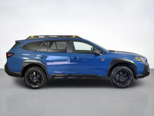 Geyser Blue 2025 Subaru Outback Wilderness