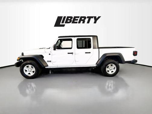 2023 Jeep Gladiator Sport