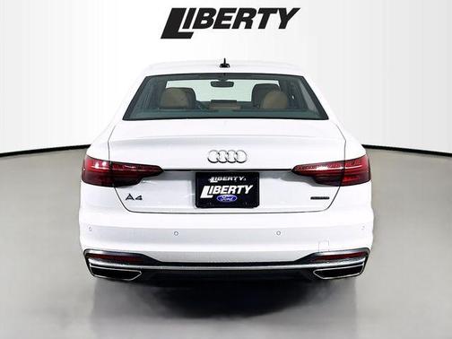 2024 Audi A4 45 S line quattro Premium