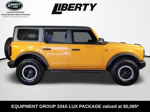 Cyber Orange Metallic Tricoat 2022 Ford Bronco Badlands
