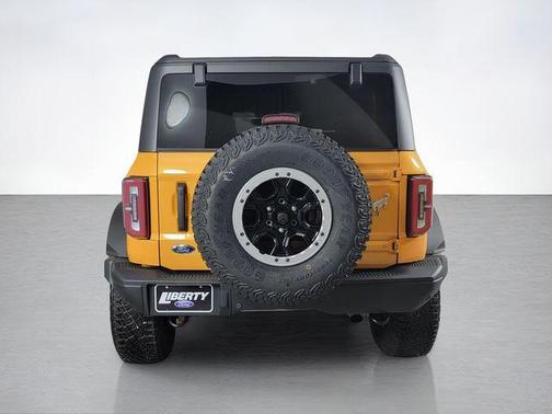 Cyber Orange Metallic Tricoat 2022 Ford Bronco Badlands